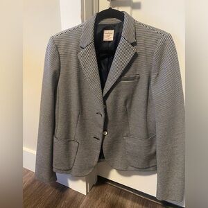 Gap, navy and white striped blazer size 12. Easy to dress up or down